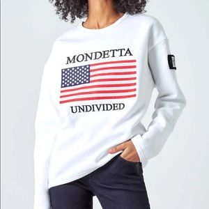 Mondetta NWT White USA Crewneck Undivided Sweater Small